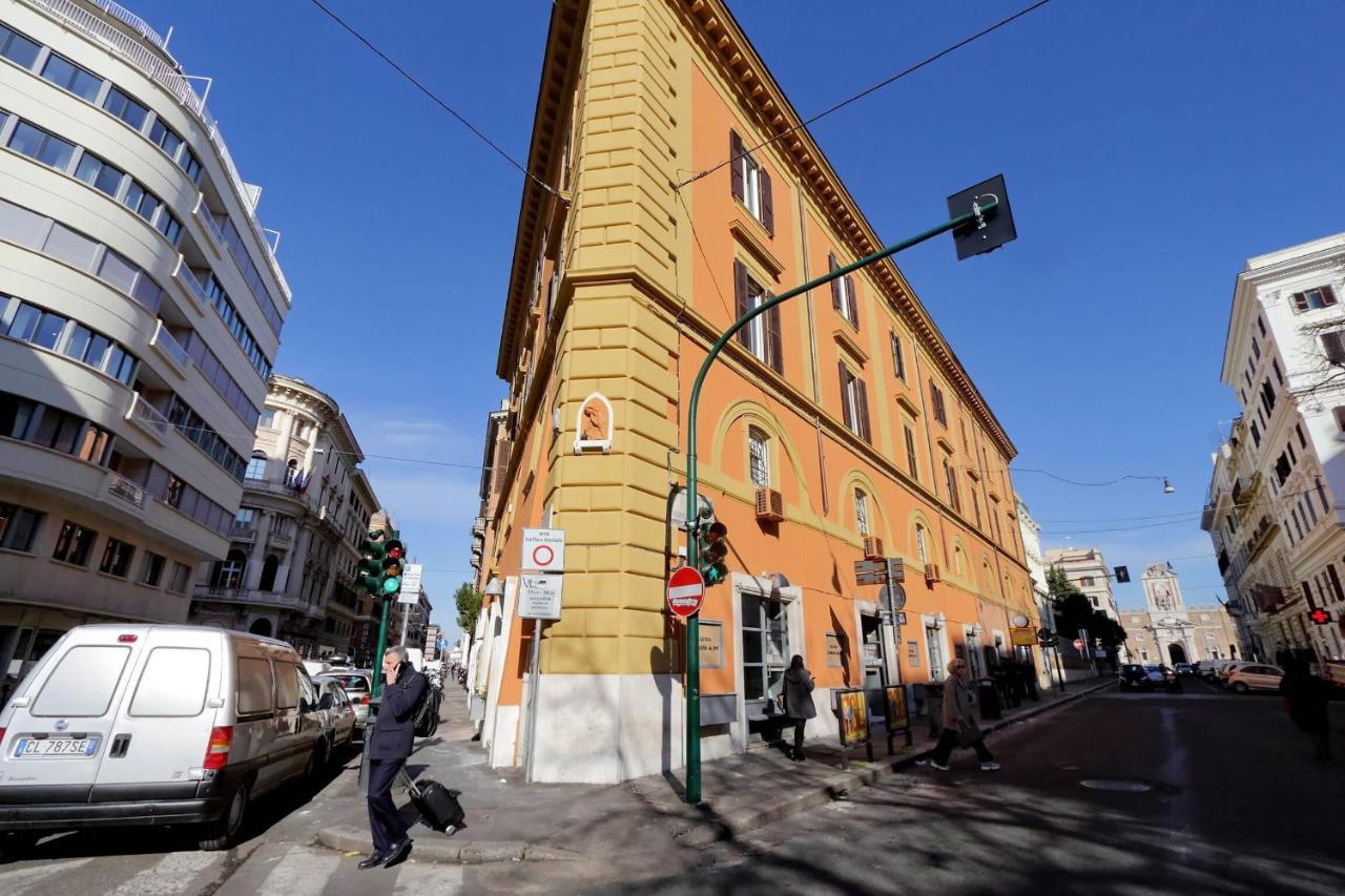 La Flavia Design City Suites Rome By Halldis ภายนอก รูปภาพ
