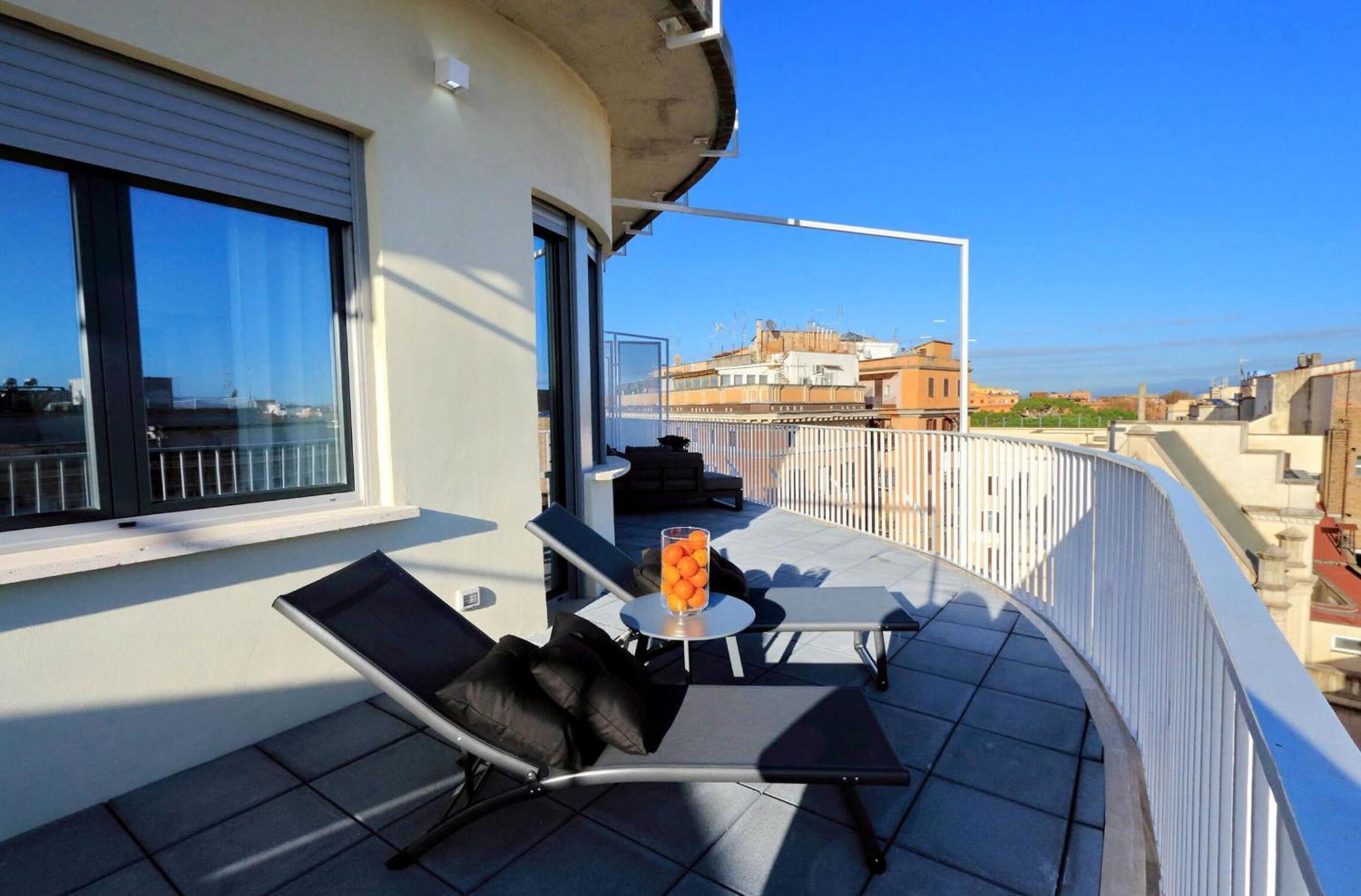 La Flavia Design City Suites Rome By Halldis ภายนอก รูปภาพ